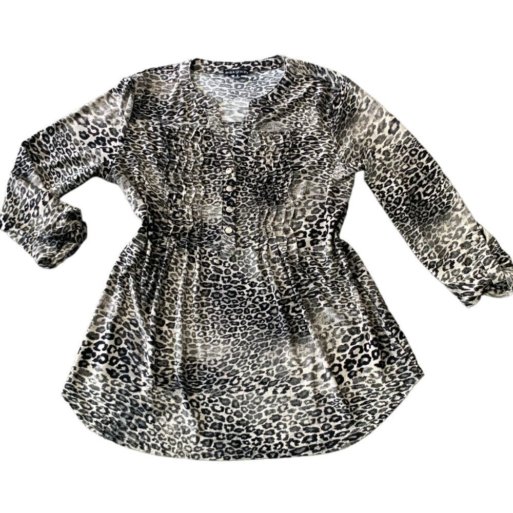 Ava & Grace  Leopard Top Sz S #94A